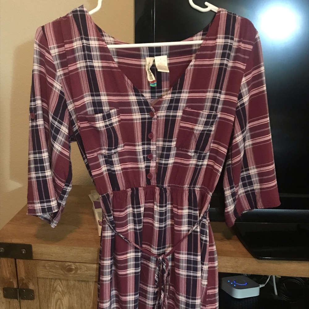Fun plaid dress!